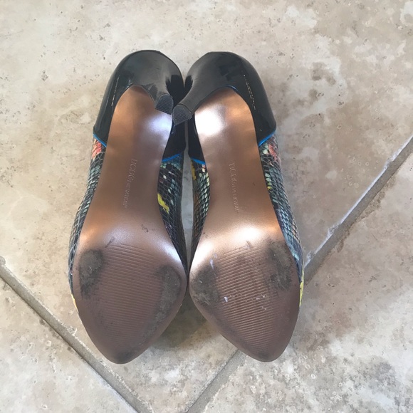 BCBGENERATION colorful python heels - Picture 6 of 6